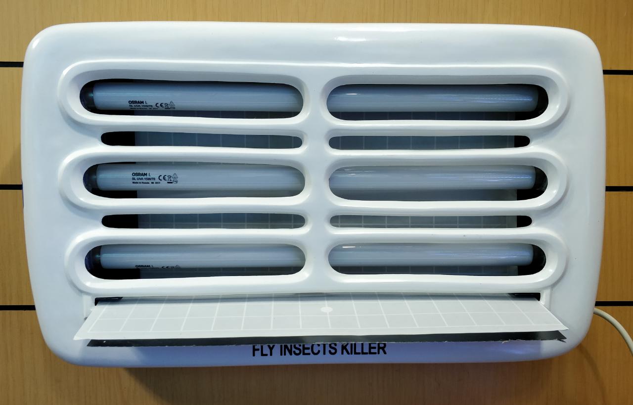 PESTECH FLY TRAP- Glue board